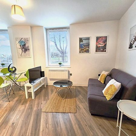 The Post House One By Fortuna Property Gloucester Exteriör bild