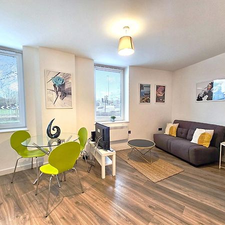 The Post House One By Fortuna Property Gloucester Exteriör bild