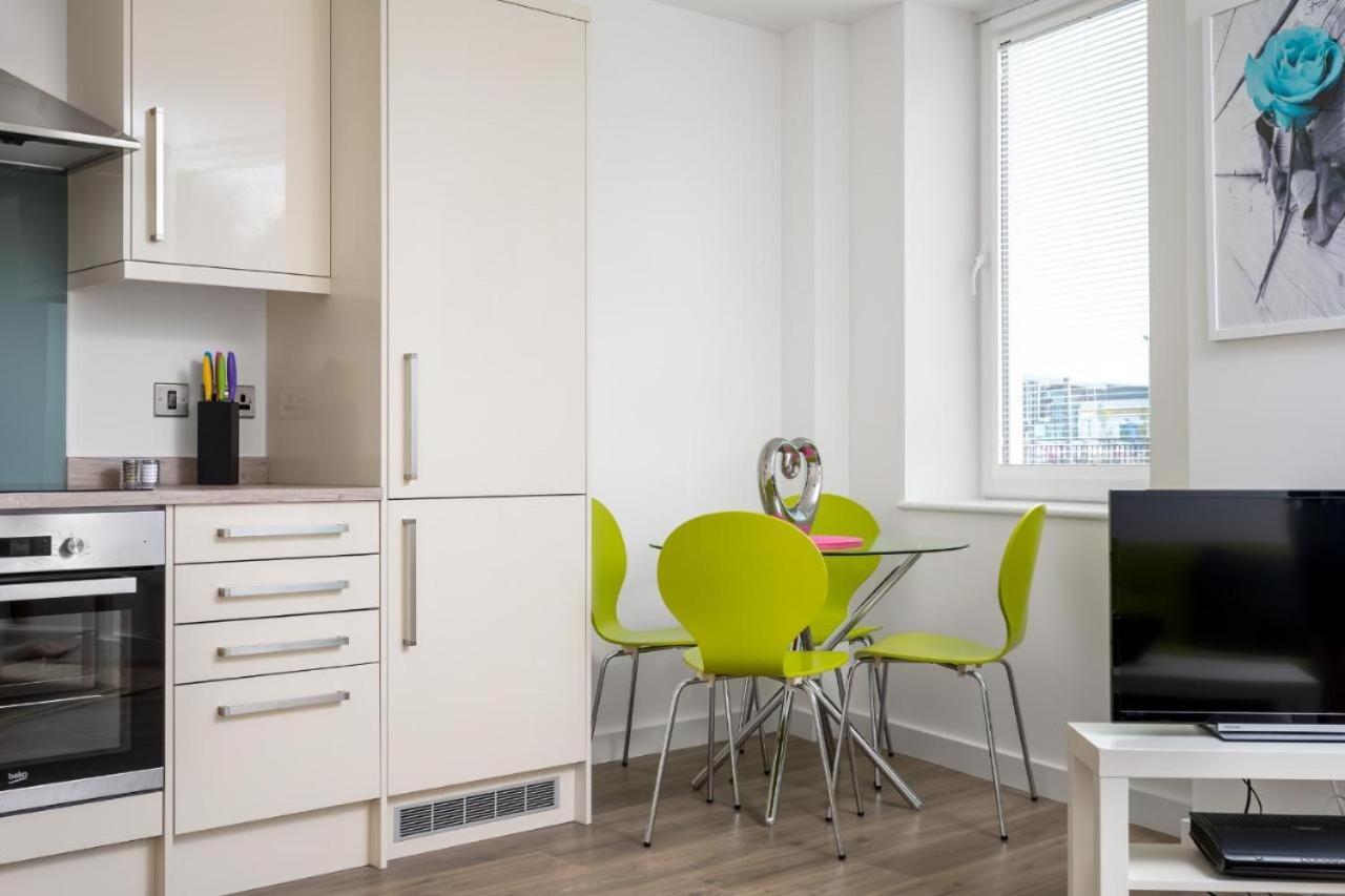 The Post House One By Fortuna Property Gloucester Exteriör bild
