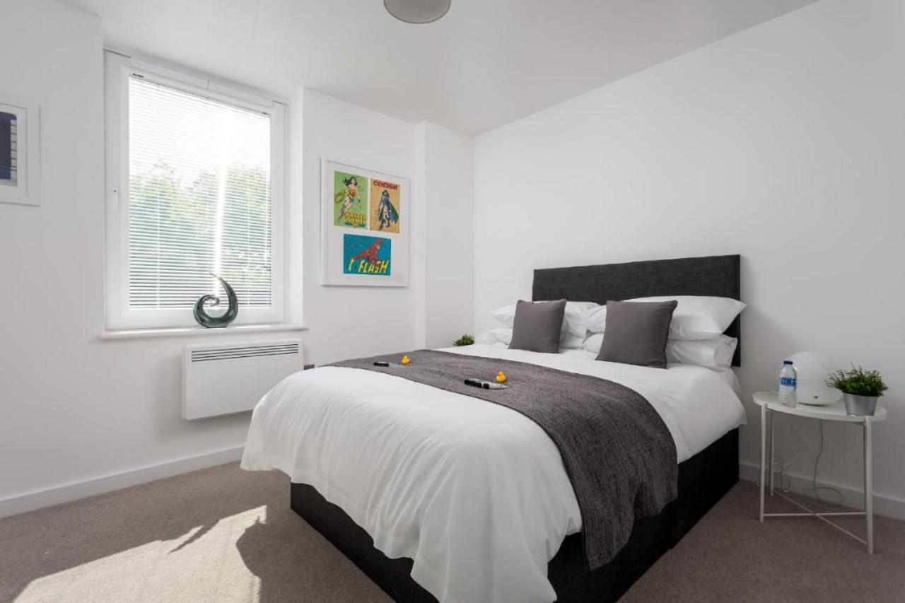 The Post House One By Fortuna Property Gloucester Exteriör bild